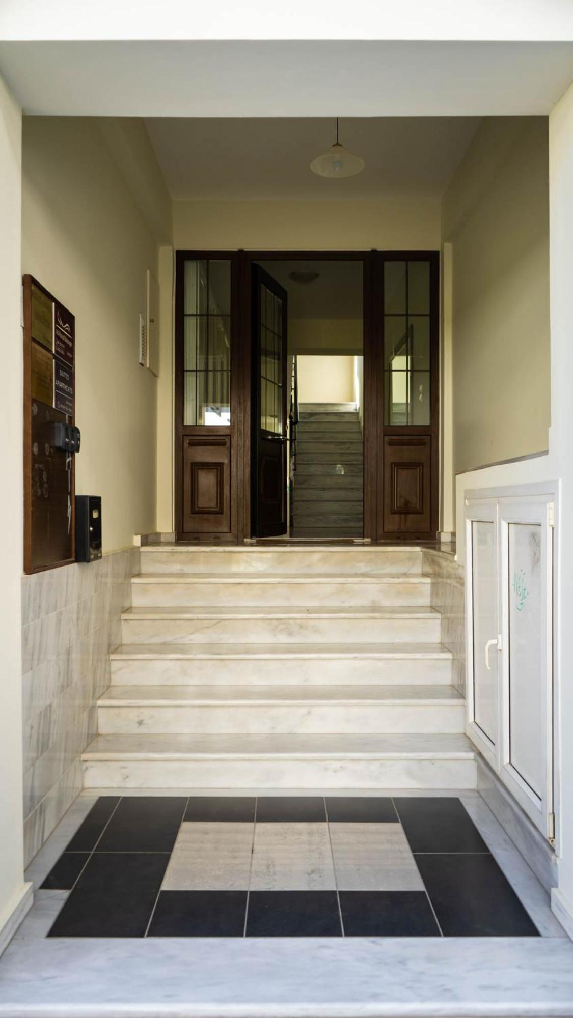 Oriente Suite Apartment Kalambaka Exterior photo
